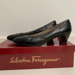 Vintage Ferragamo Black Leather Lizard Toe Heel
